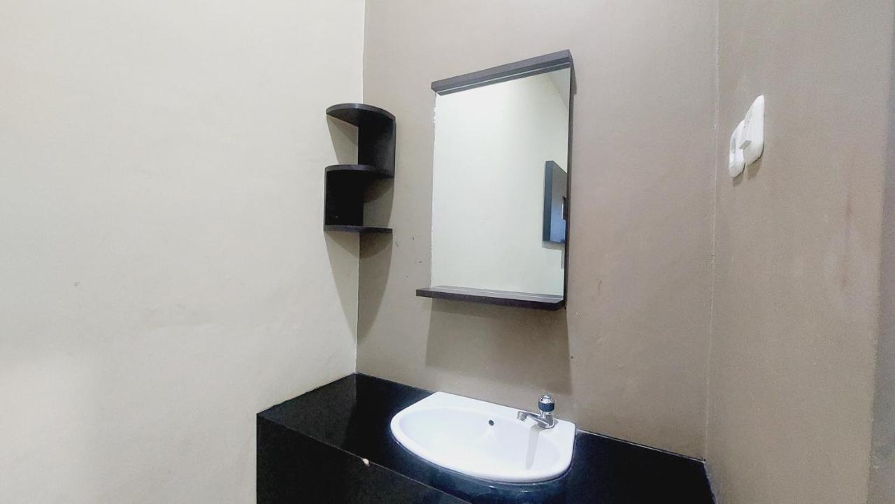 Sasando Residence Kupang Kupang  Bagian luar foto