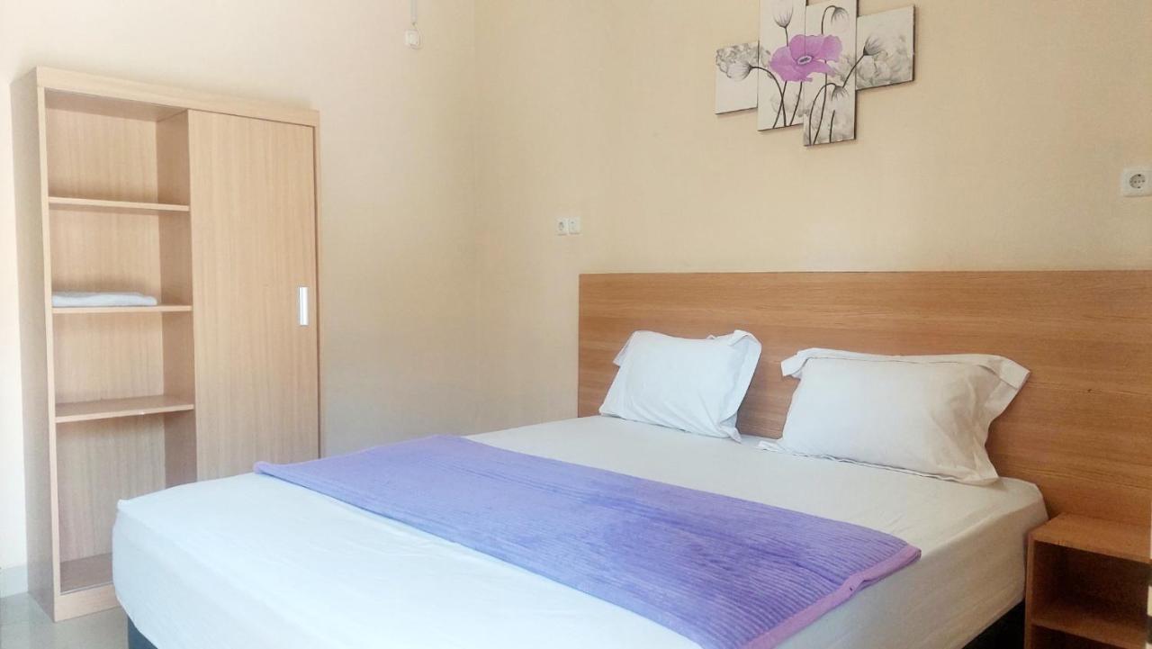 Sasando Residence Kupang Kupang  Bagian luar foto