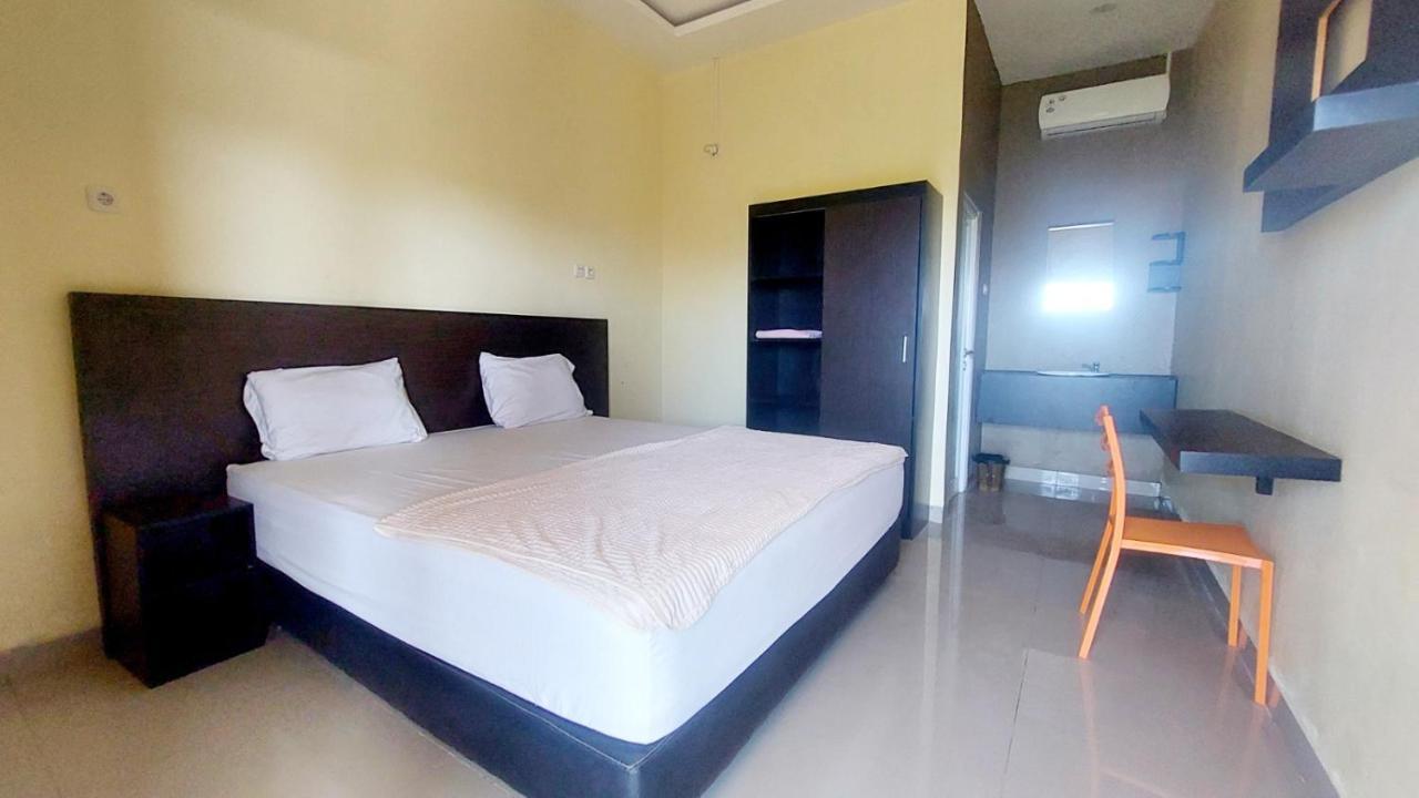 Sasando Residence Kupang Kupang  Bagian luar foto