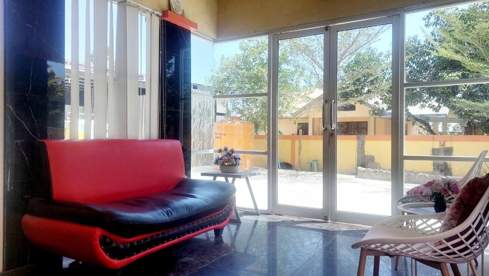 Sasando Residence Kupang Kupang  Bagian luar foto